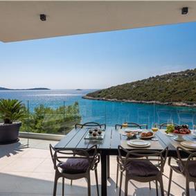 Luxury Beachfront Villa with Heated Infinity Pool near Trogir, Sleeps 8
